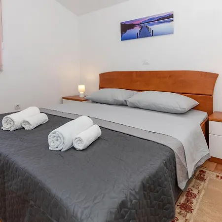 Pet Friendly In * Stasevica