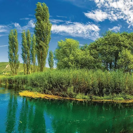 In With Wifi Apartment *