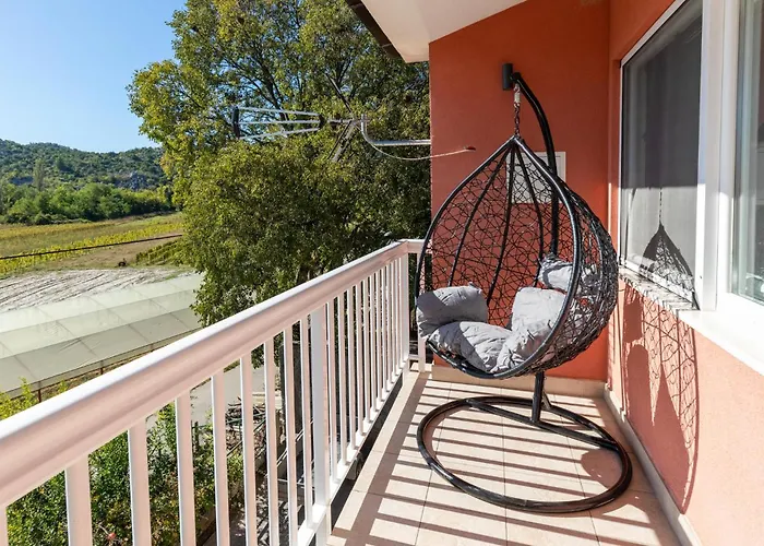 In With Wifi Apartment