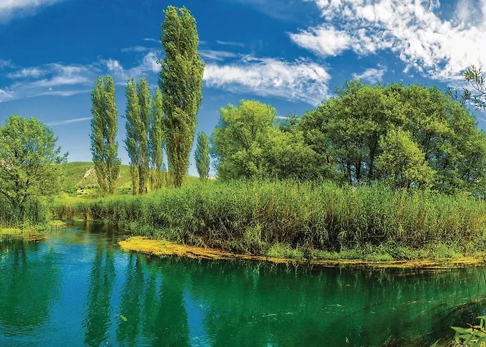 In With Wifi Apartment *